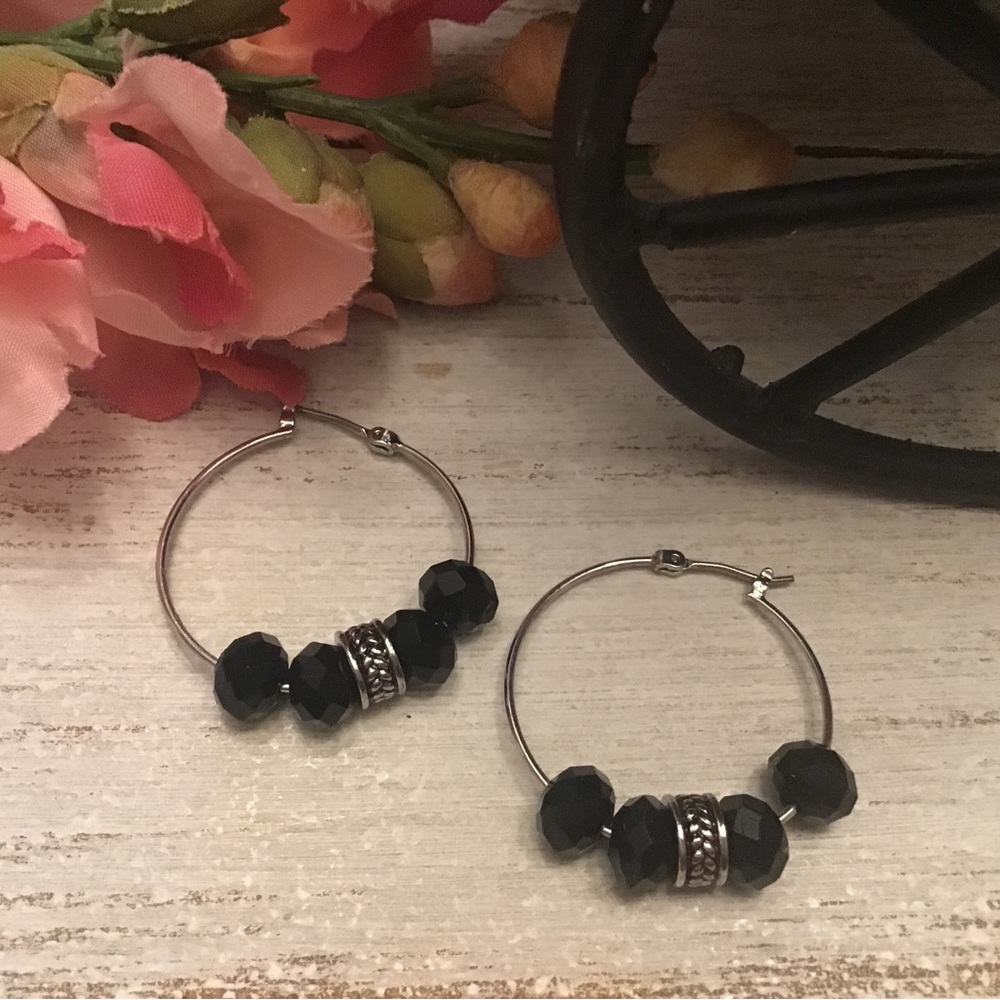 Napier Black Hoops